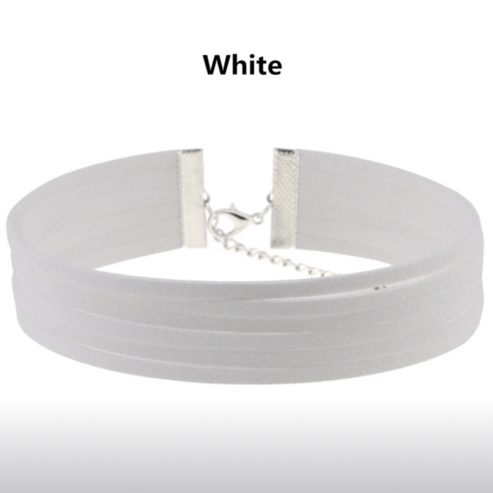 🆕White suede layered choker